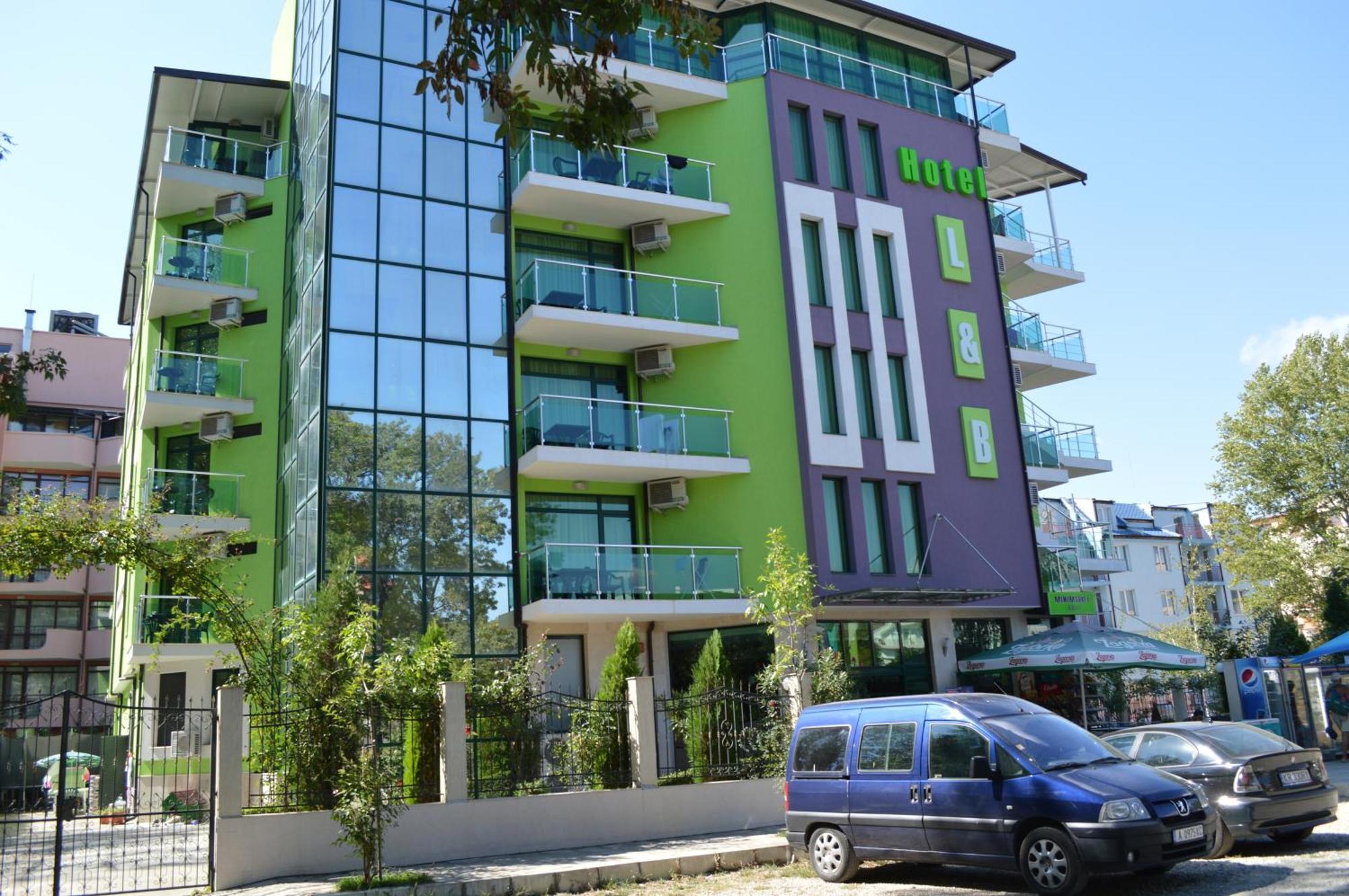 Hotel L&B- Free Parking Сонячний Берег Екстер'єр фото